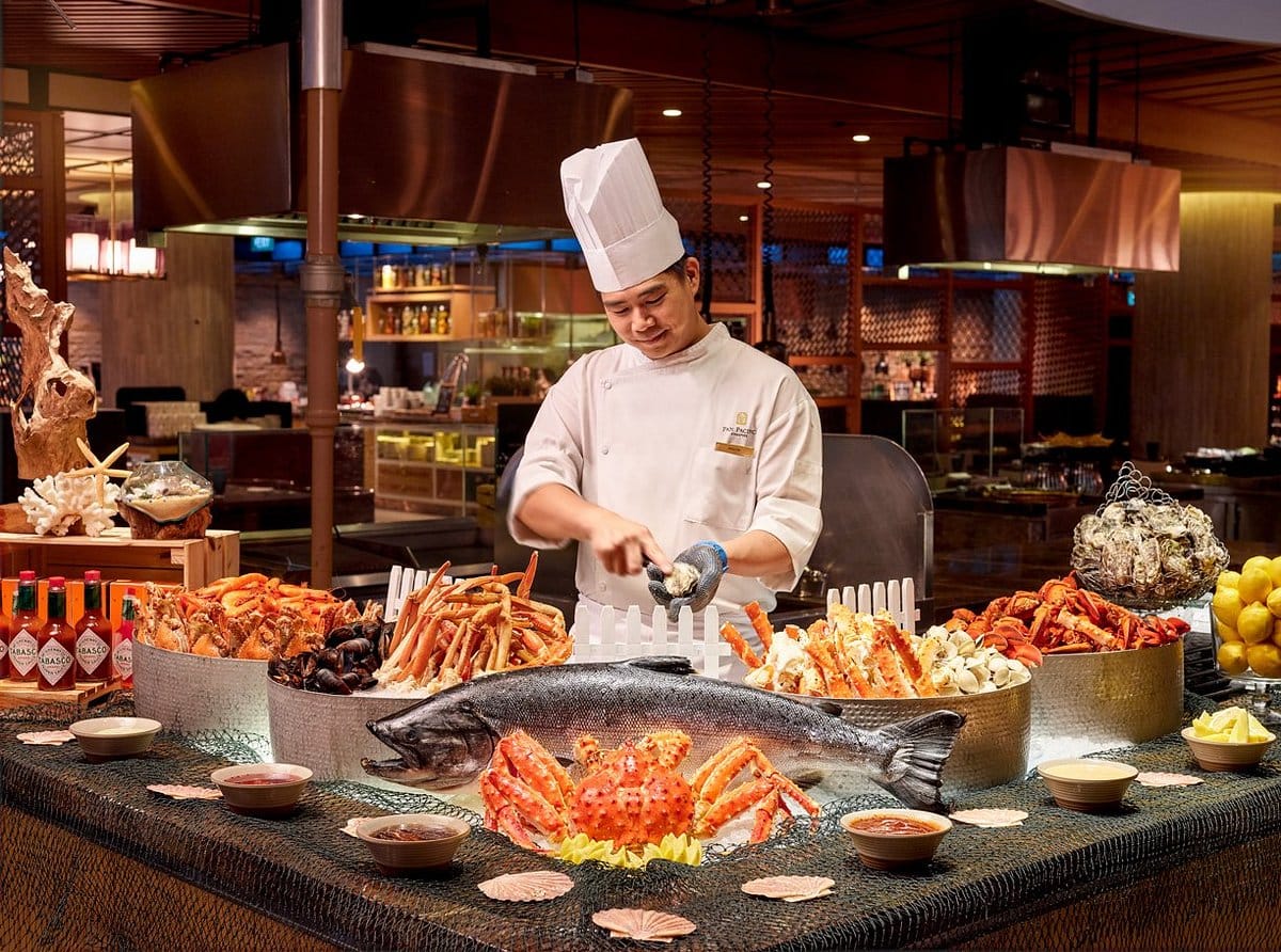 Pan Pacific Edge restaurant